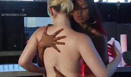 Bonita orgia em uma grande cama com uma quente vídeos pornos amadores bissexual