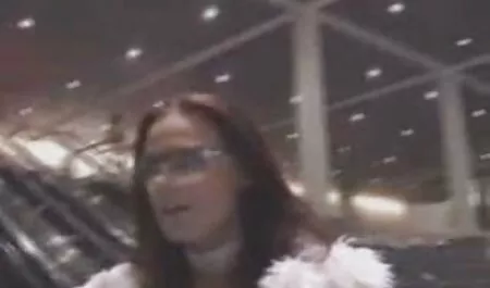 Asiático casa de banho em vídeo de sexo pornô caseiro transparente lilás quarto