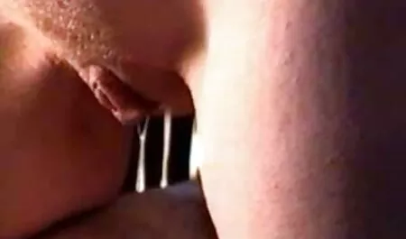Boneca positiva novinhas amadoras xvideos peitos leves na sala de montagem de uma loja
