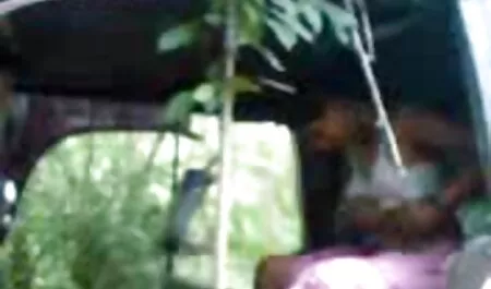 Estrela pornô novatos Ucrânia filmado nu em qualidade sexo real caseiro HD vídeo