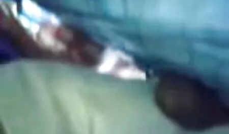 Ruiva Leela novinhas amadoras na suruba e seu amigo desistir de homens