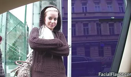 Sensual loira fazendo amadoras e gostosas amor com um homem negro