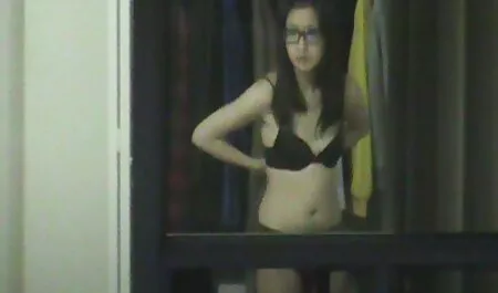Bela esposa gosta de beber chá com o marido video amador anal no chão