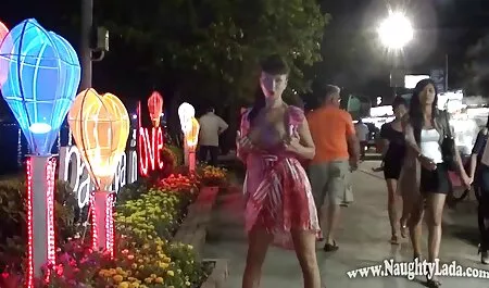 Slim Daria chegar video amador anal a um homem no ânus