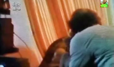 Menina de banho e desistir de sexo na sala de aula amador pele negra quente amante
