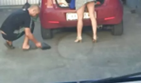 Uma cadela sem uma hitch stuck video sexo amador caseiro em quente gangbang