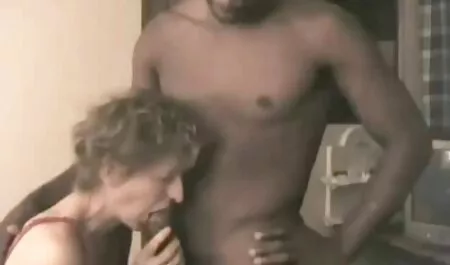 Menina negra mostrar videos caseiros de sexo gratis homens masturbação