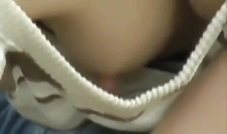Beleza anal com novinha amadora loira em lingerie preta amarrar uma corda com um coração feliz