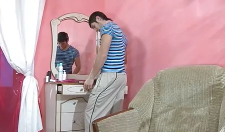 Isto professor tendo video amador brasileiro sexo com uma aluna óculos