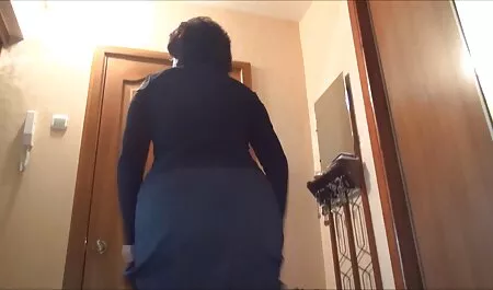 Homem em assistir sexo caseiro uma tatuagem fried soul duro